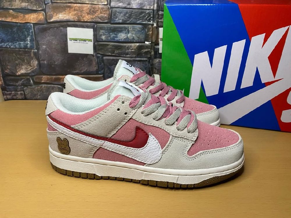 Nike rabbit pointure 36 neuf jamais porté 