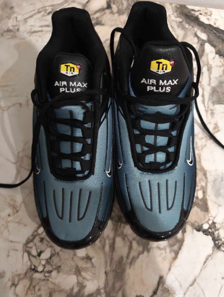 Nike Tn pointure 39 neuf jamais porté 