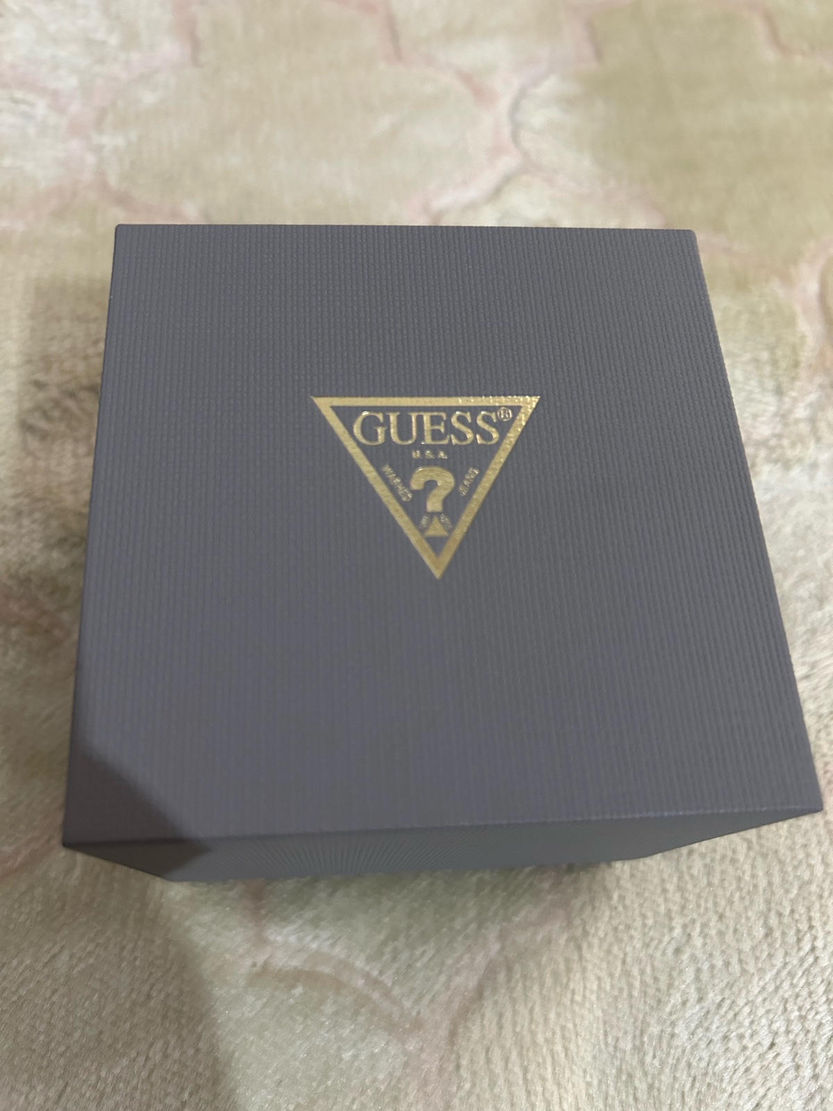 Montre homme GUESS (jamais porté) 