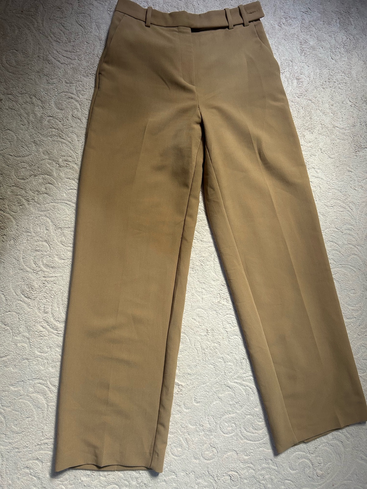 Pantalon large de la marque ZARA porté une seule fois 