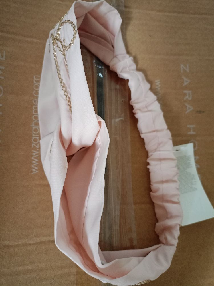 Deux accessoires cheveux 