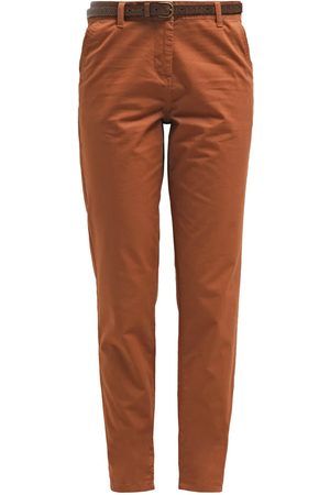 Pantalon camel (slim) 
