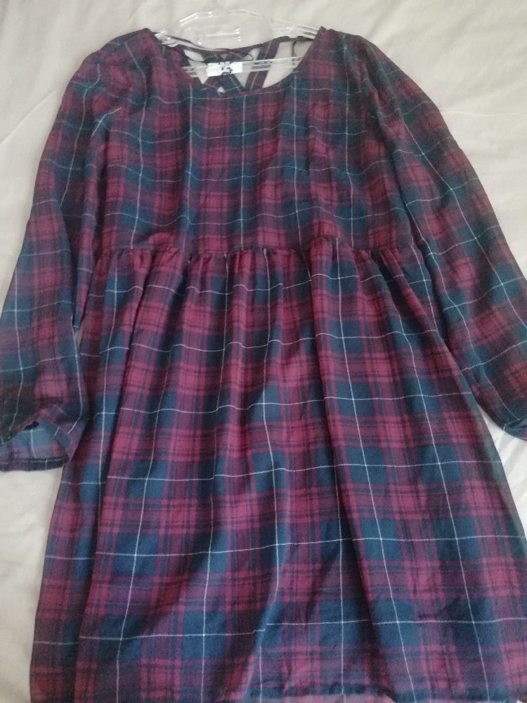 Robe H&M carreaux bleu et rouge 