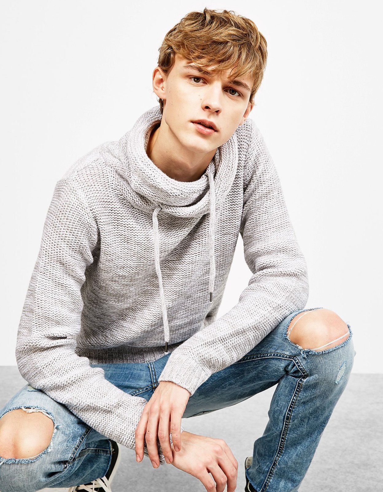 Pull  long gris clair homme taille L