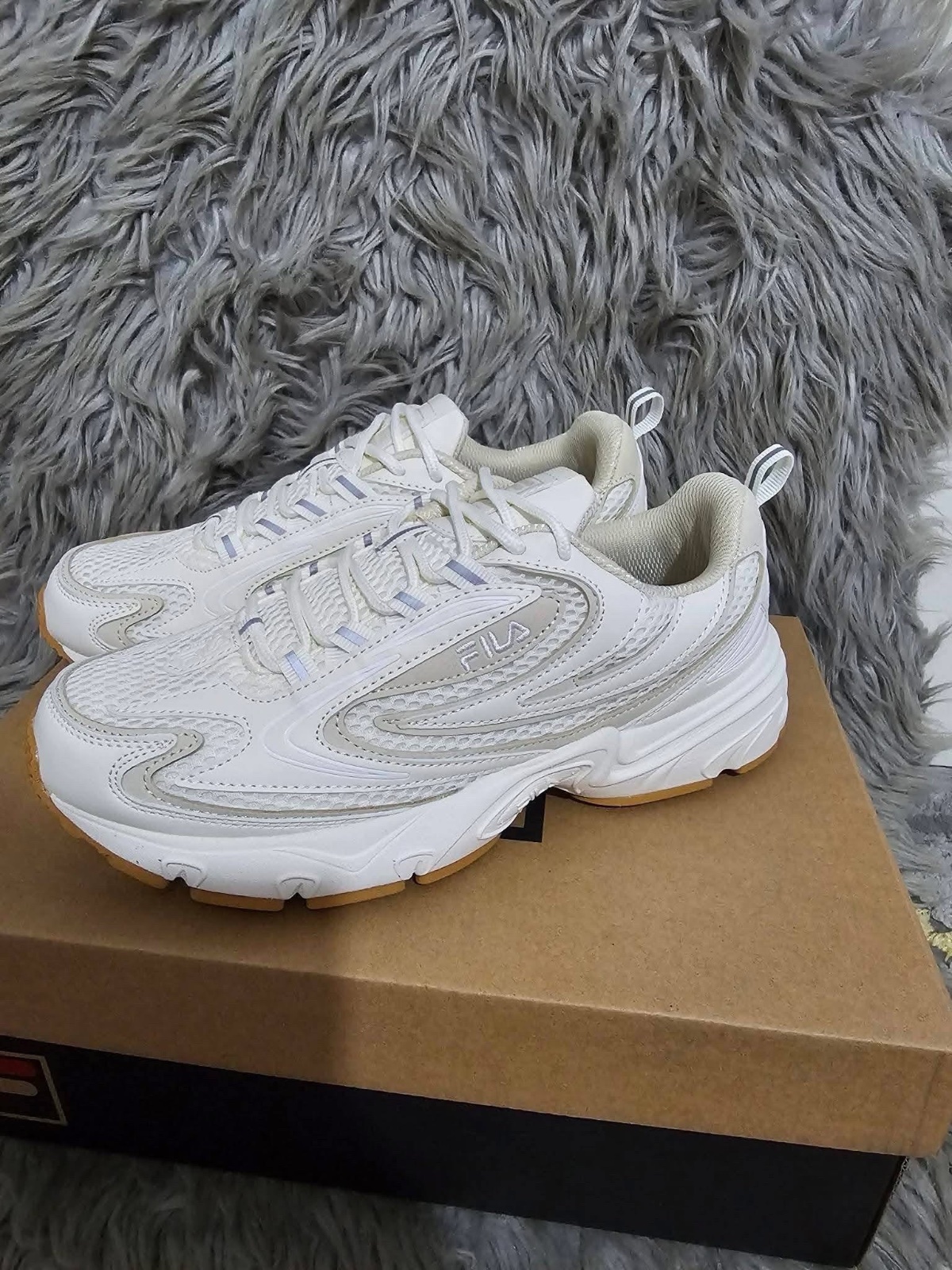 Fila v93m