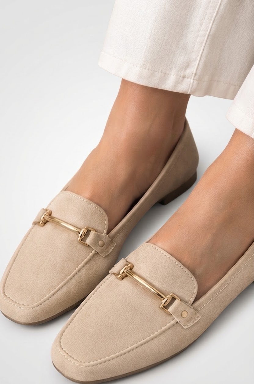 🤍 Mocassins femme beige – Détail doré