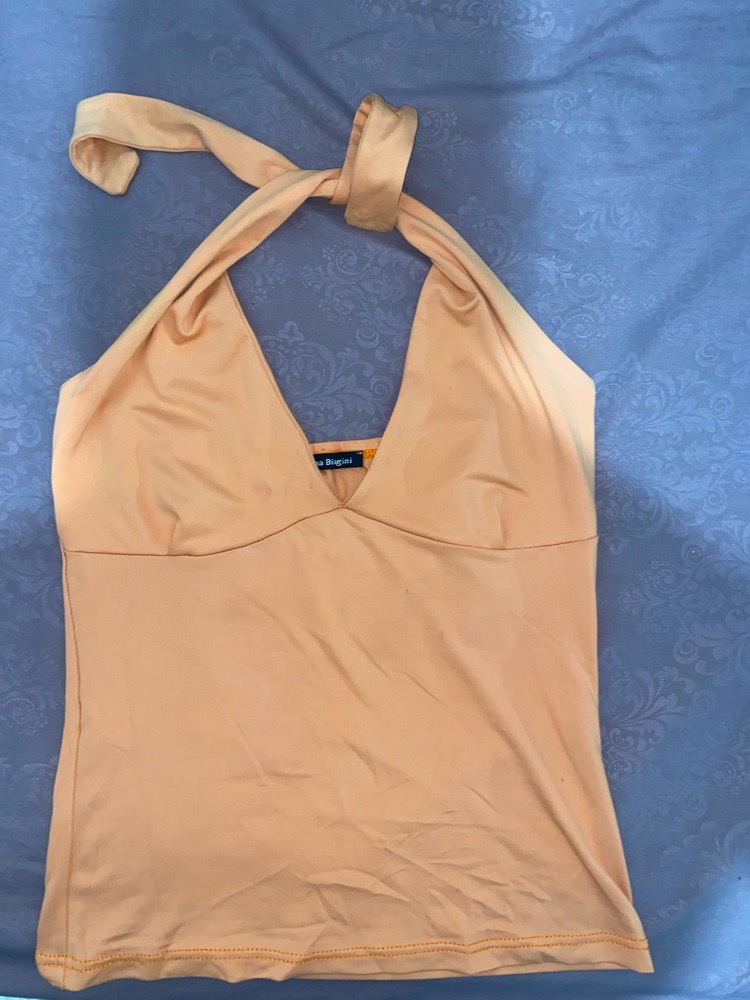 Top orange pastel