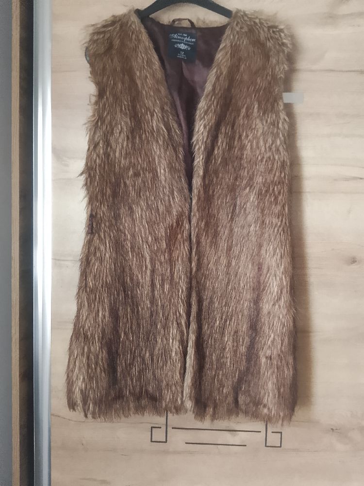Veste sans manche fourrure marron 