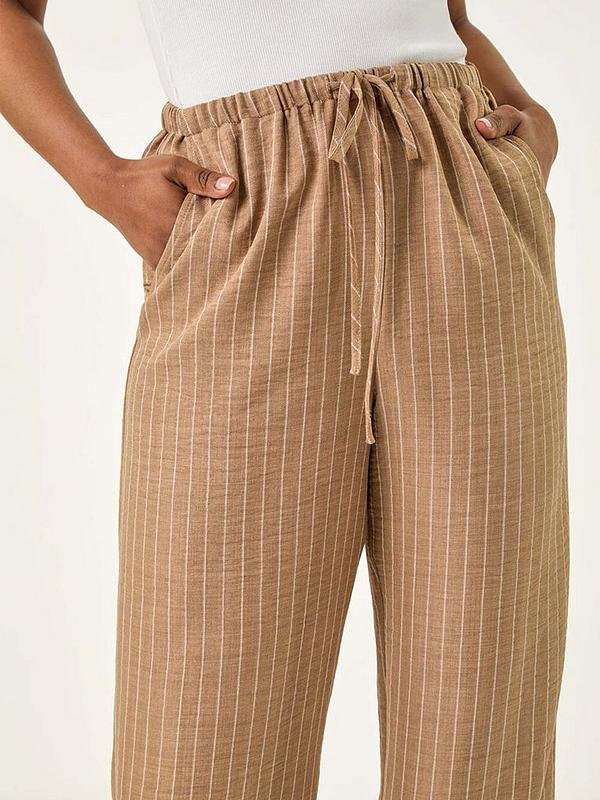 Pantalon rayé style lin