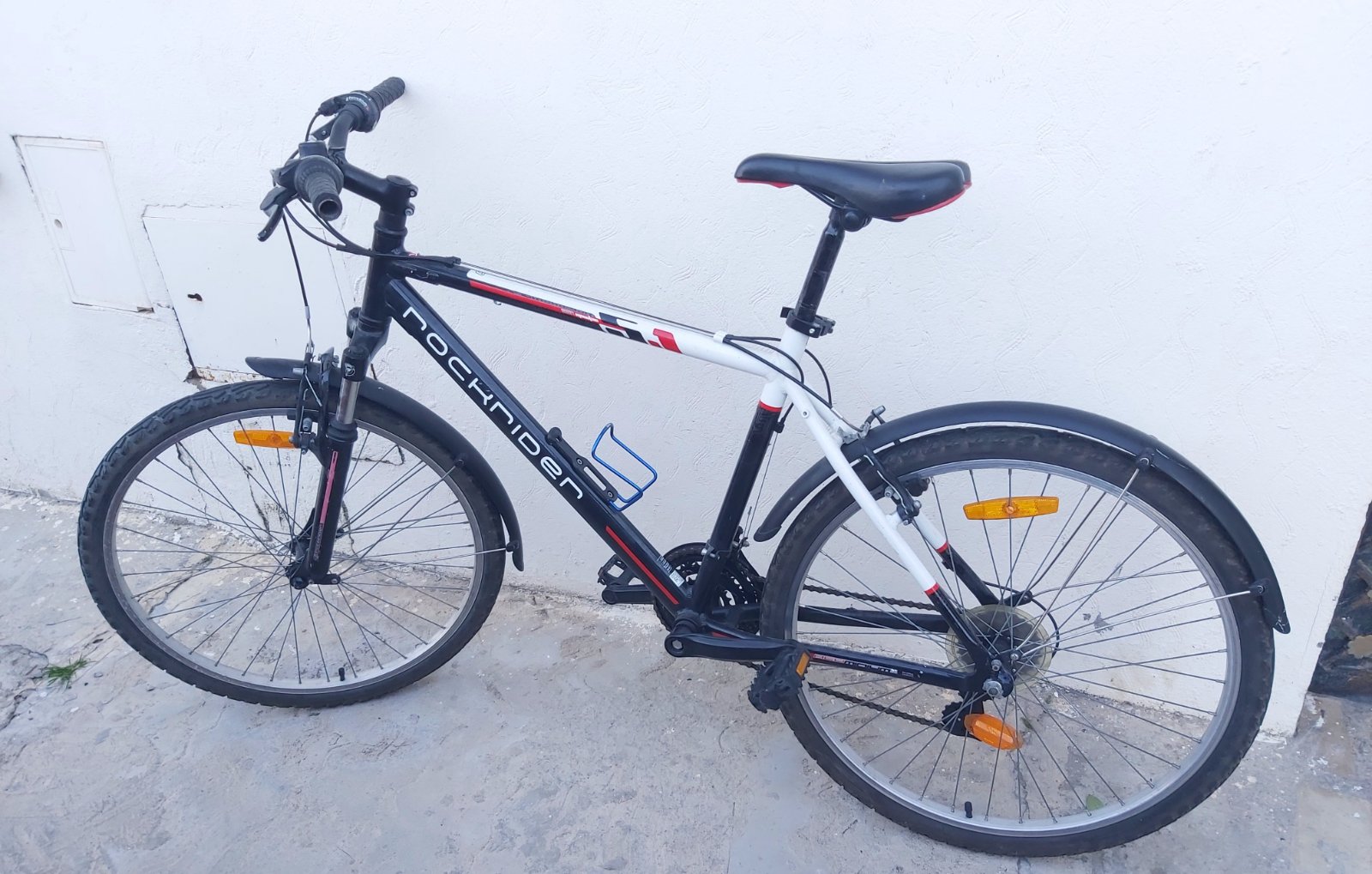 Velo vtt rockrider comme neuf 26pouces 