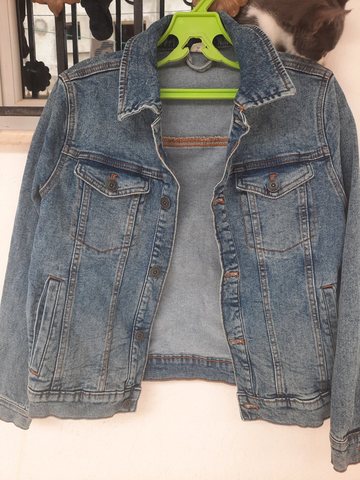 Jacket djeans neuf sans acun défaut 