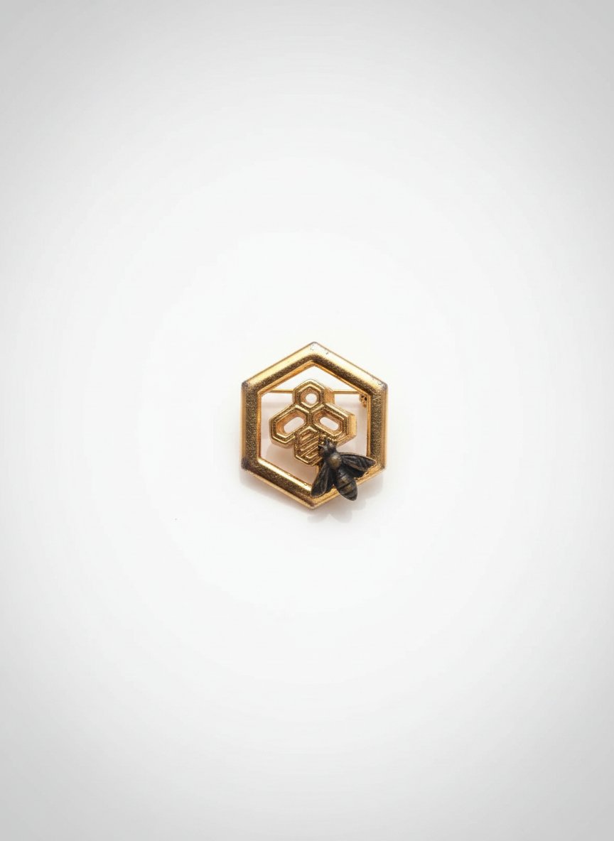 Broche Vintage Abeille et Alvéole de Ruche Hexagonale – Métal Doré
