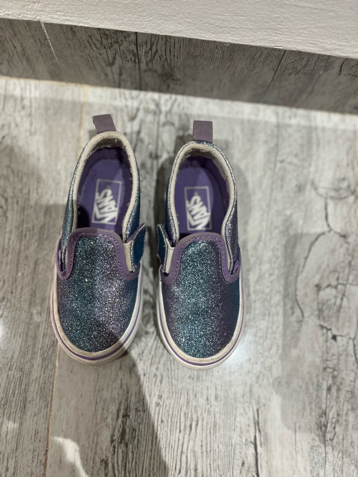 Vans pailletès quasi neuf pour fillette