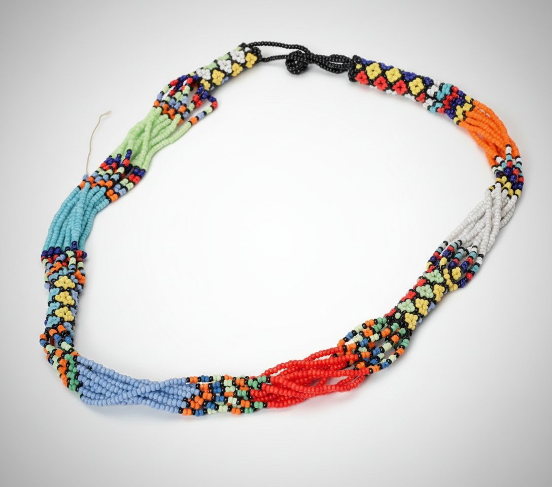 Collier perlé éthnique fait main multicolore