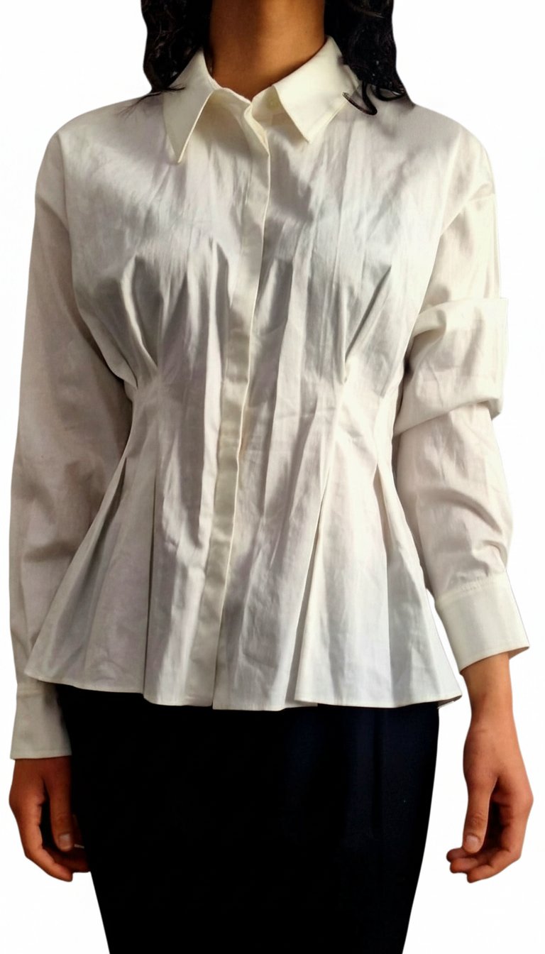 Chemise blanche cintrée à plis style corset / péplum