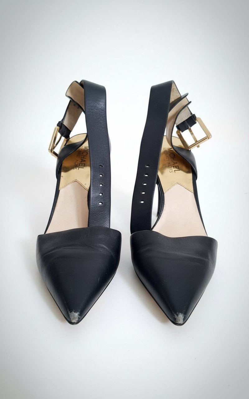 Escarpins pointus en cuir noir et détails dorés – Michael Kors
