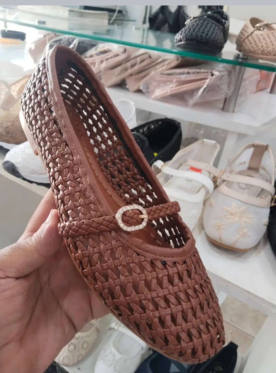 Shoese