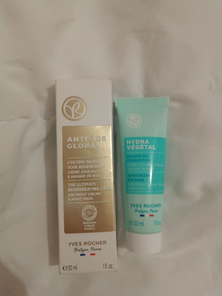  Yves Rocher Anti-Âge Global + Hydra végétale SOS face mask