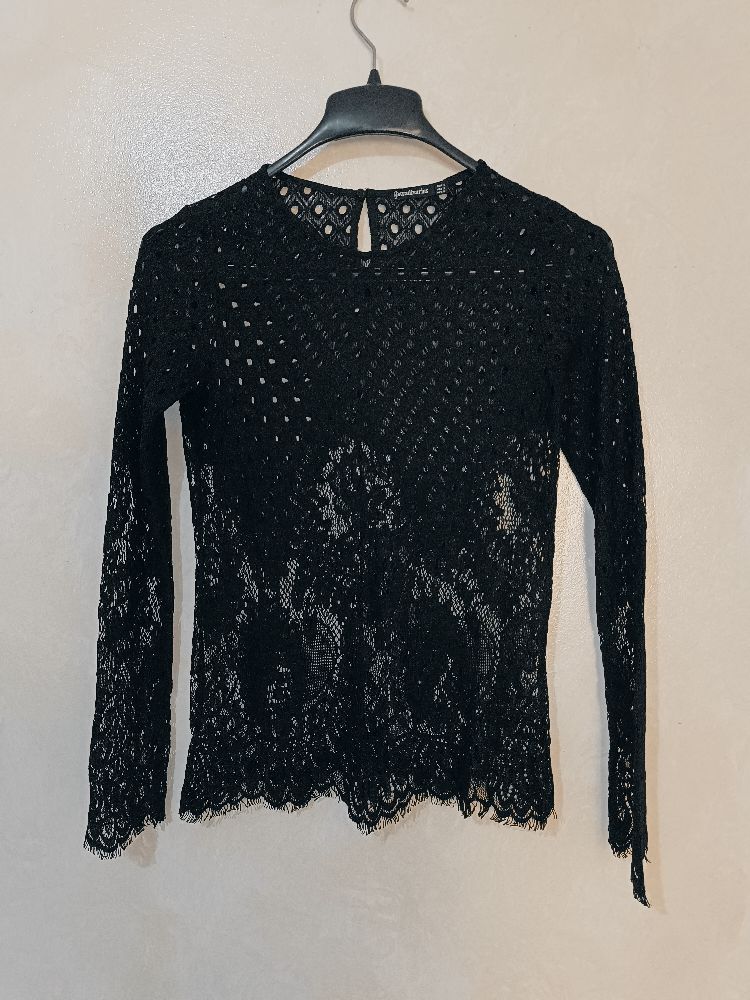 Pull en dentelle 