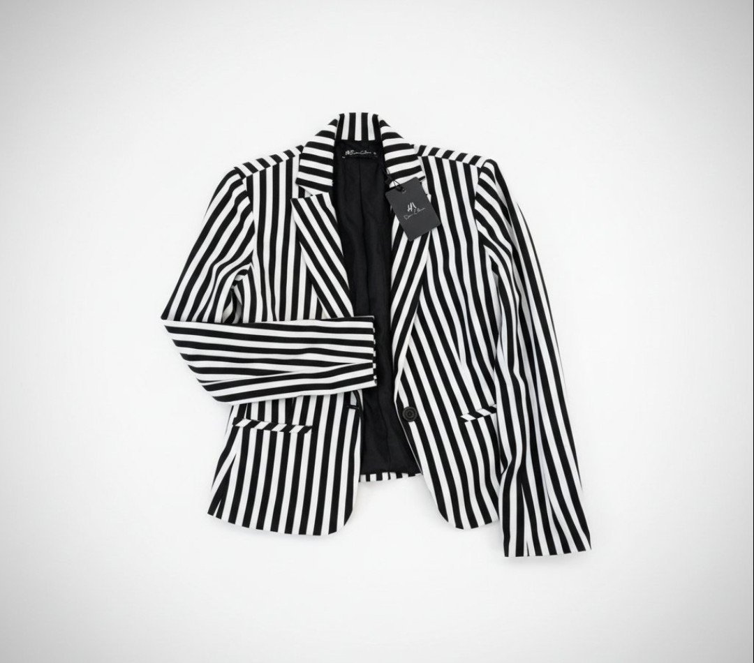 Blazer Noir  et  Blanc  chez HA  