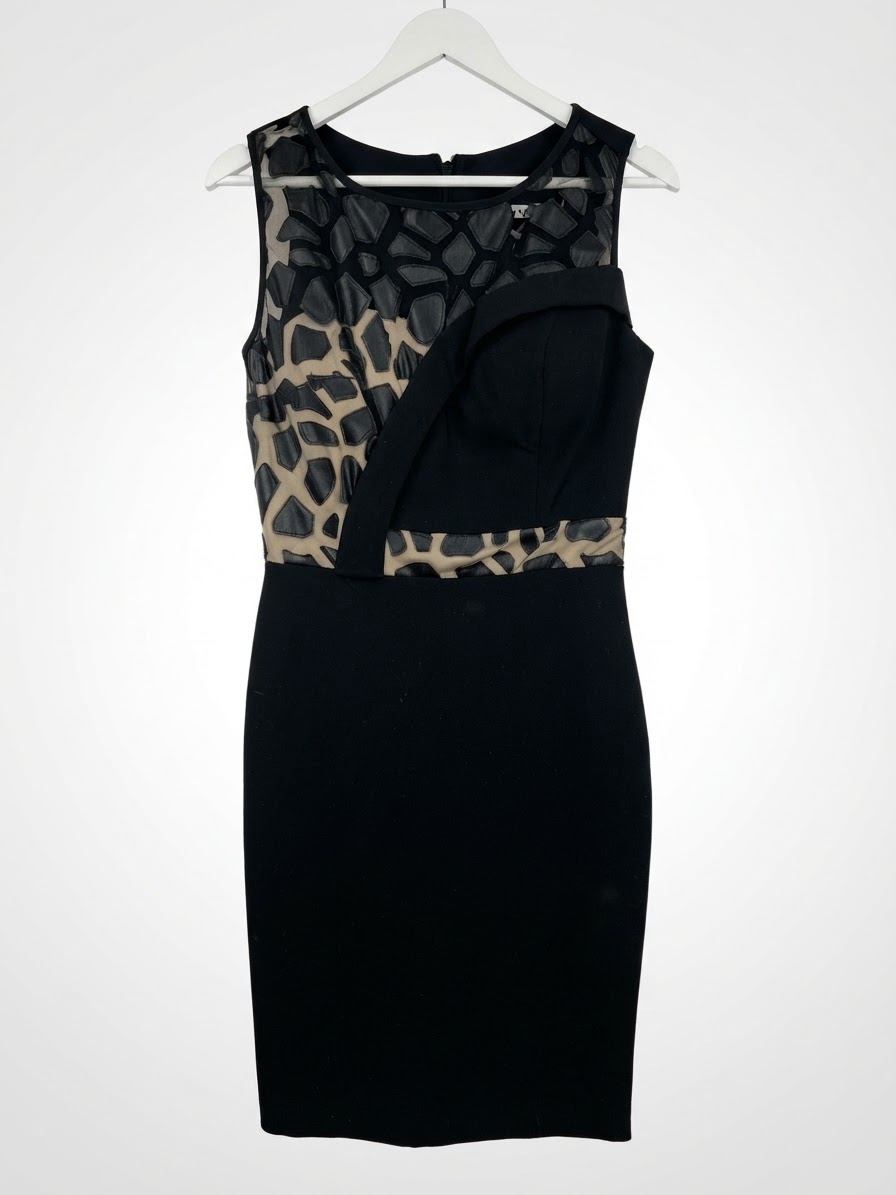 Robe noire chic et courte