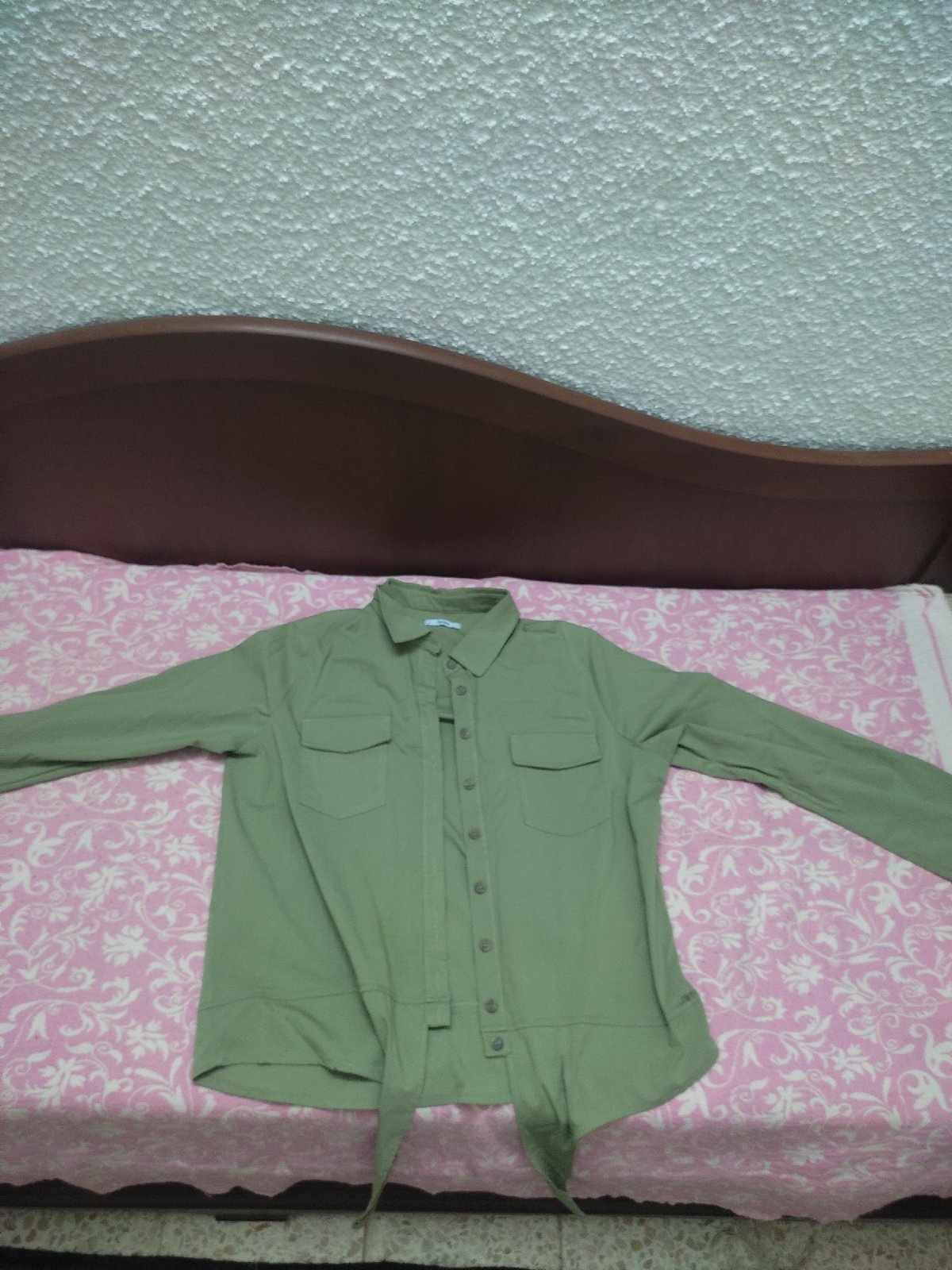 Chemise verte à manches longues