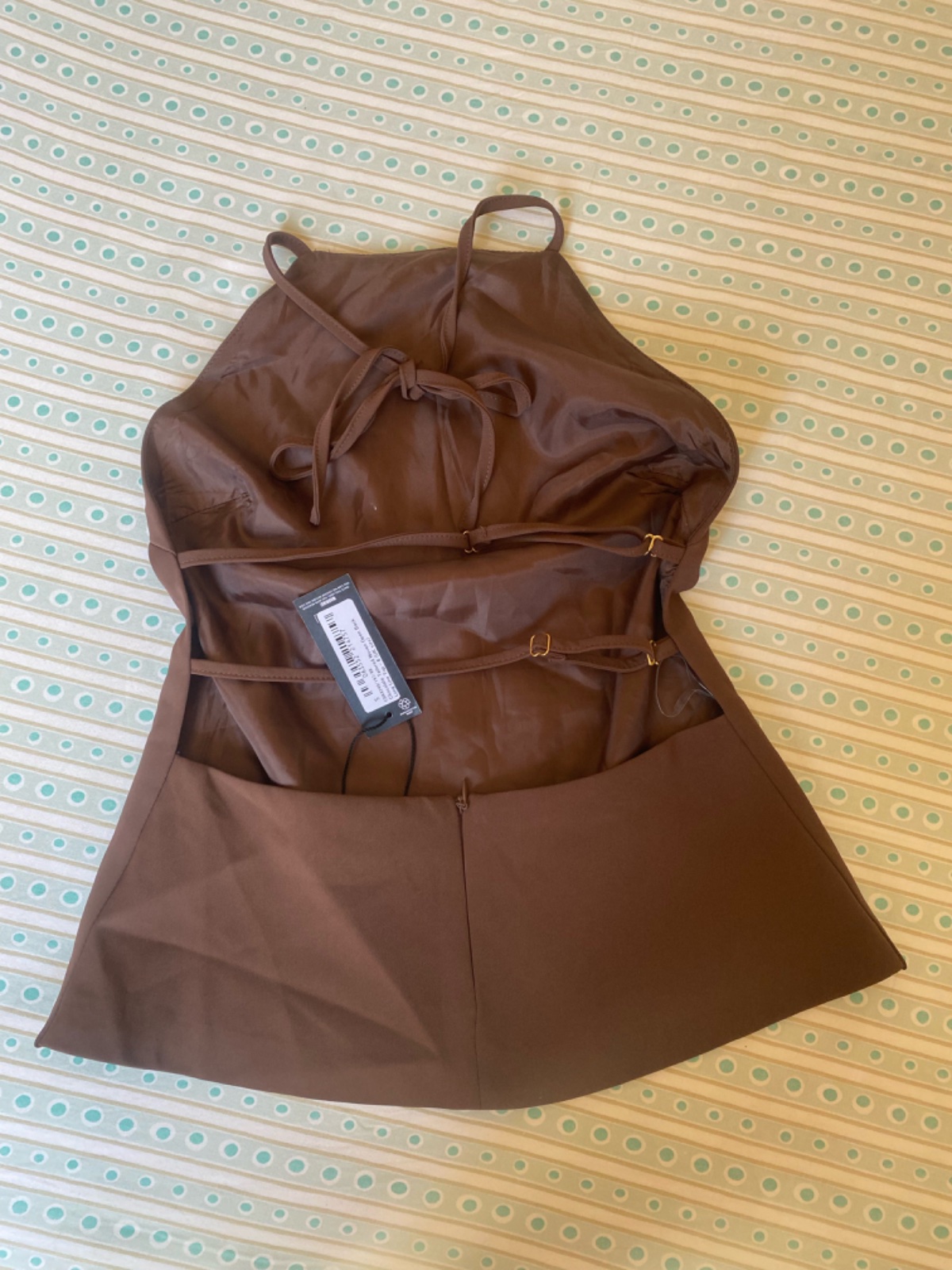 Top PRETTYLITTLETHING marron 