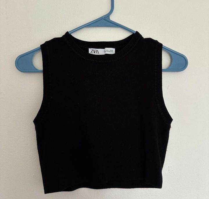 top noir Zara