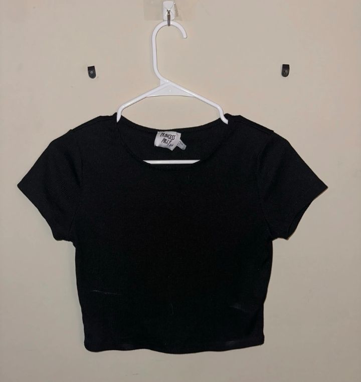 crop top noir