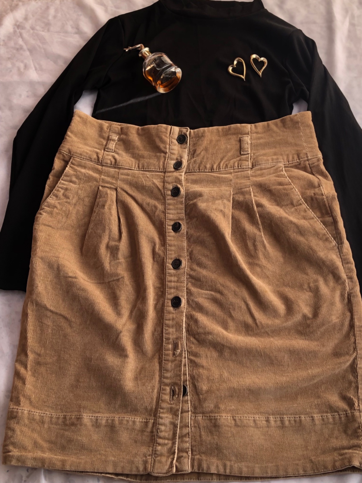 Jupe camel en velour de la marque zara 