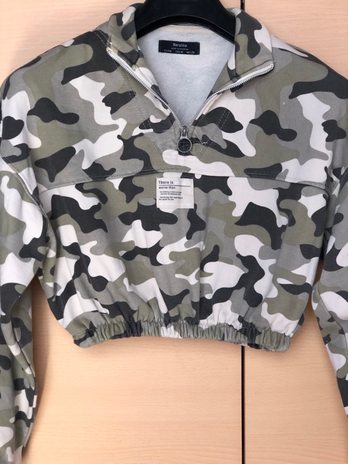 Sweet shirt millitaire courte 