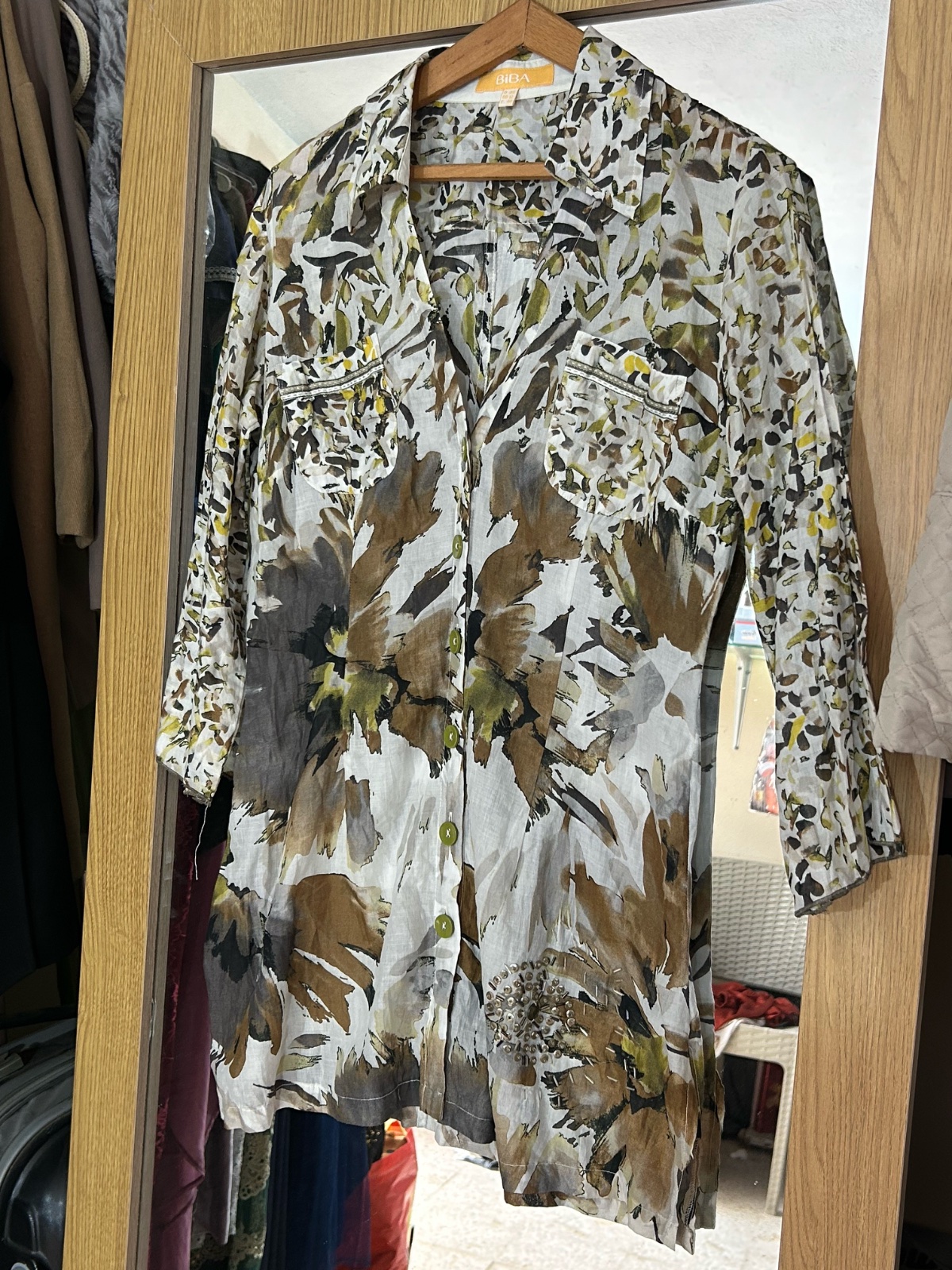 Chemise