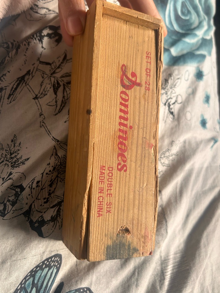 Dominos