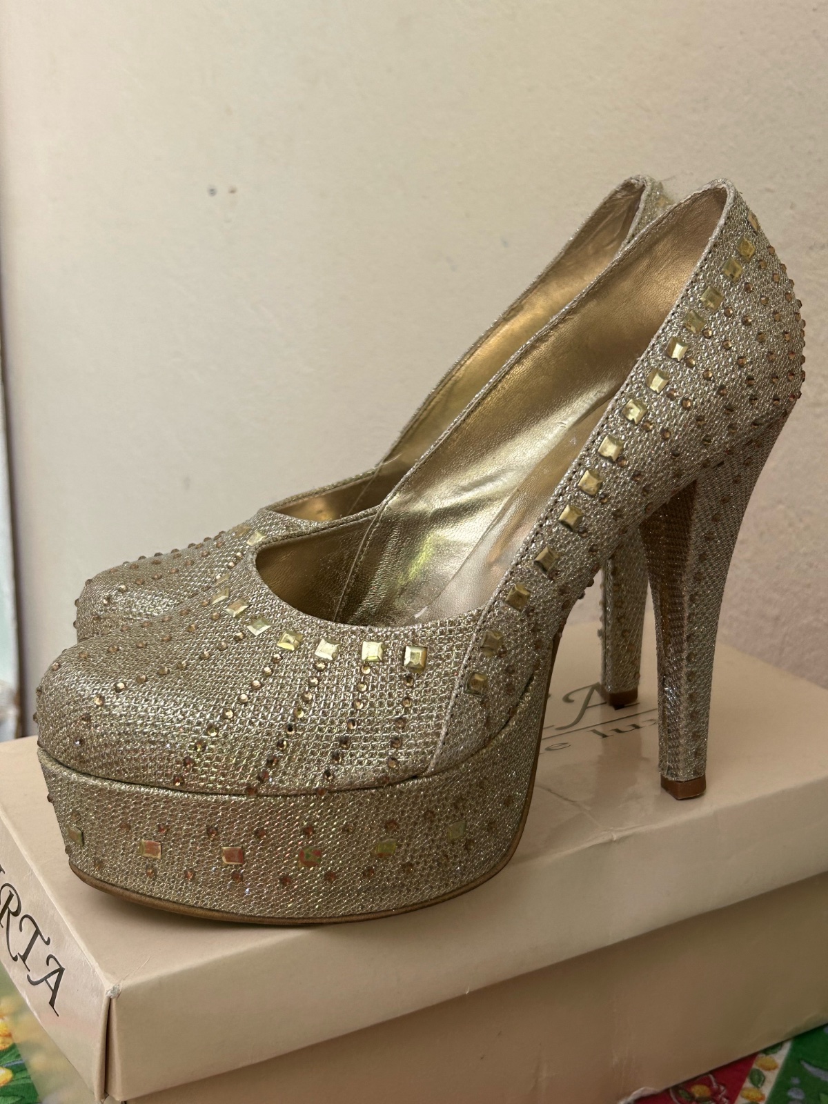 Talons