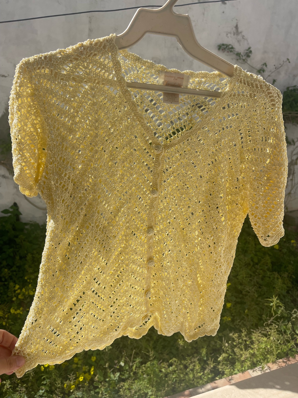 Gilet du marque kroshetta jaune doreé