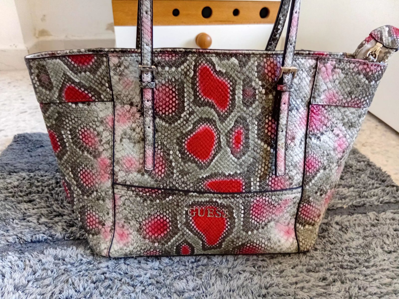 Sac a main guess