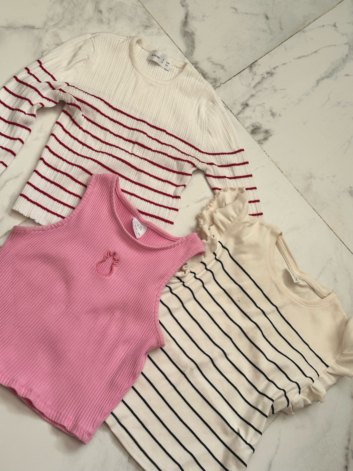 Lot de 3 pulls zara lefties