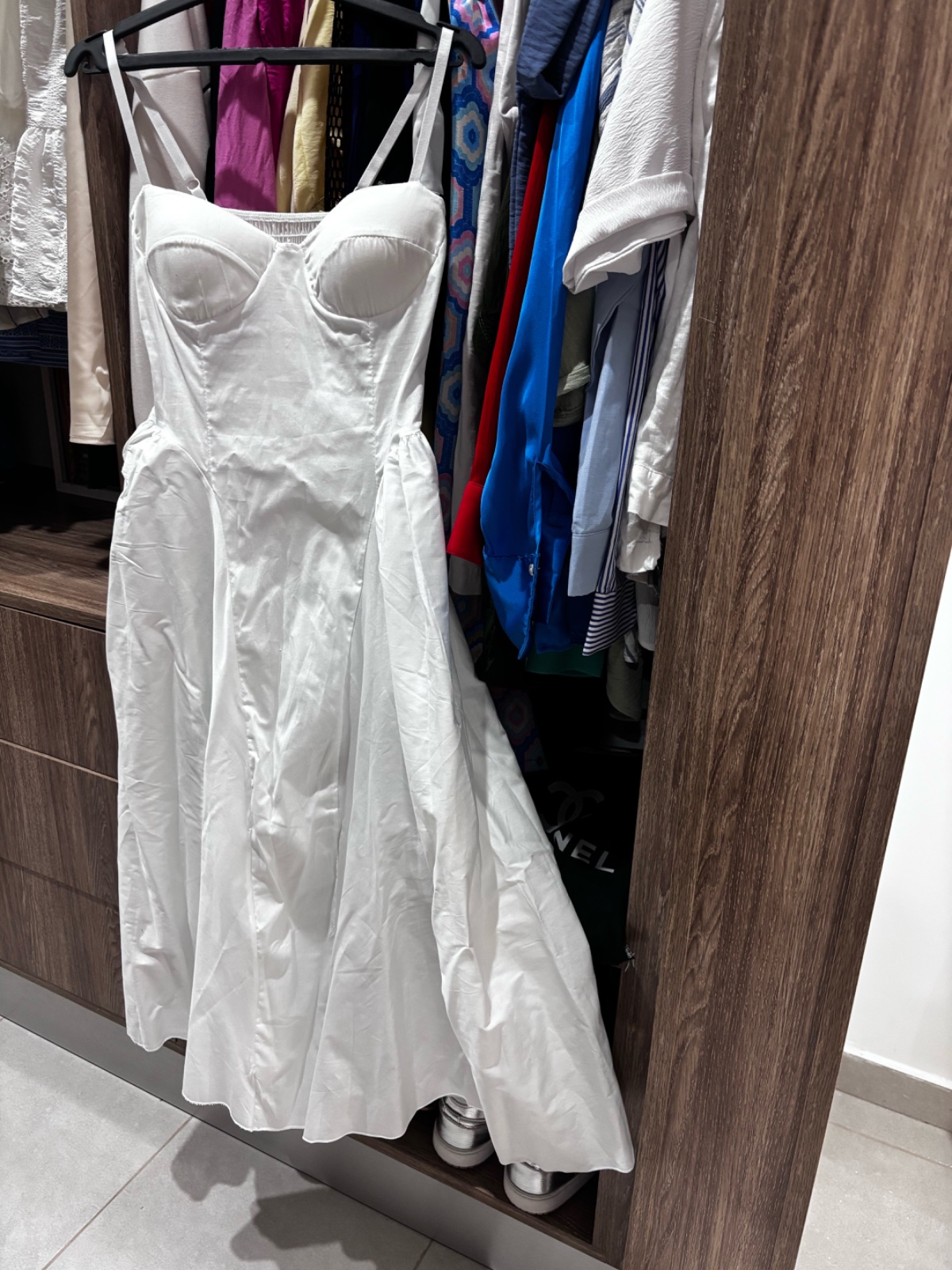 Je vide cette magnifique robe
