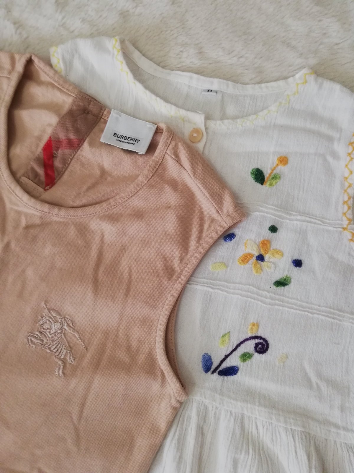 Lot 2 robes Burberry ❤️ 