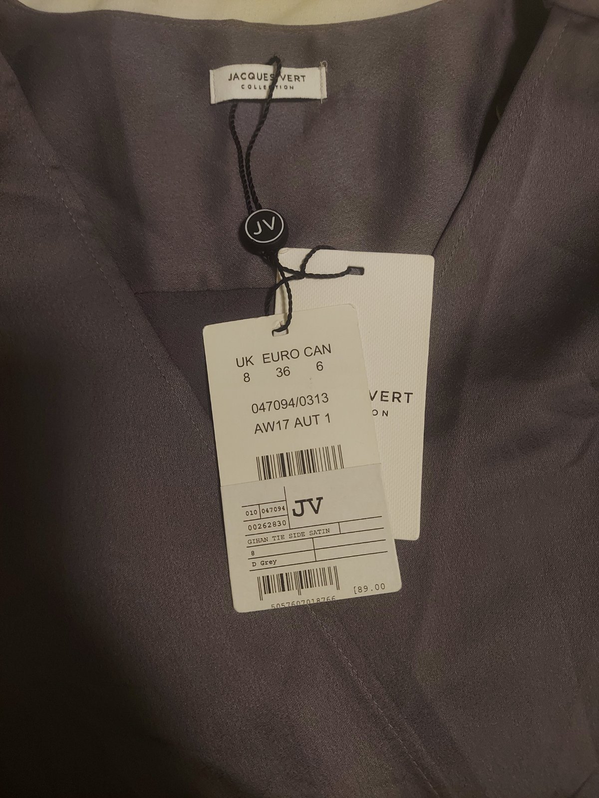Chemise avec étiquette 