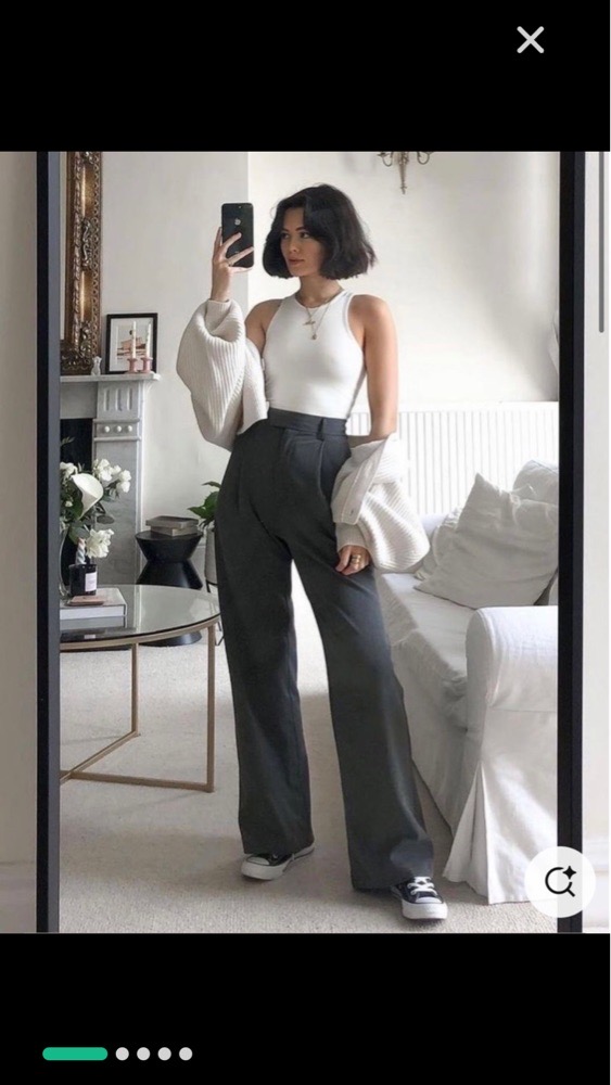 Pantalon gris foncé old money style  la grande tendance  á 60dt seulement jusqu'à minuit !!😍⏱ Profitez ❤️