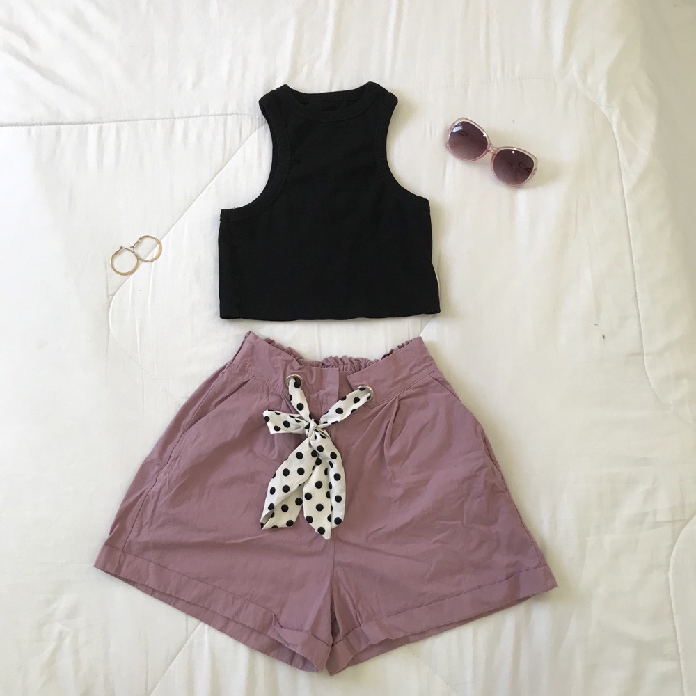 short violet à 16dt  seulement 