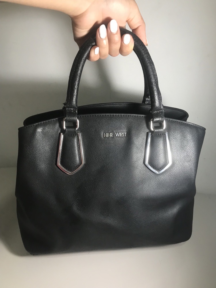 sac NINE WEST en noir à 29,6dt seulement ❕
