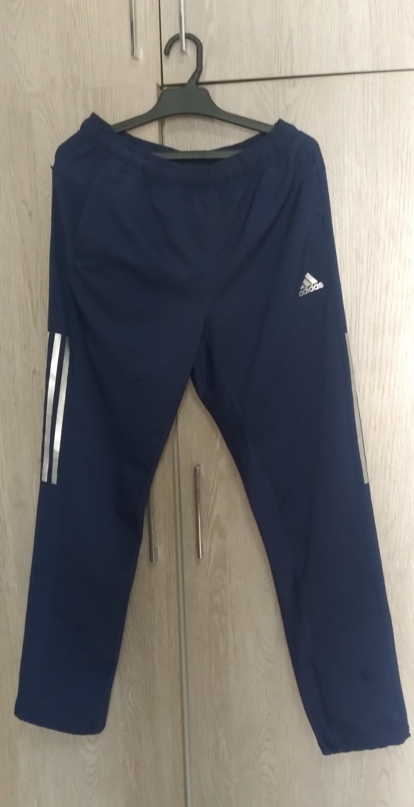 Pantalon Adidas sport pour hommes