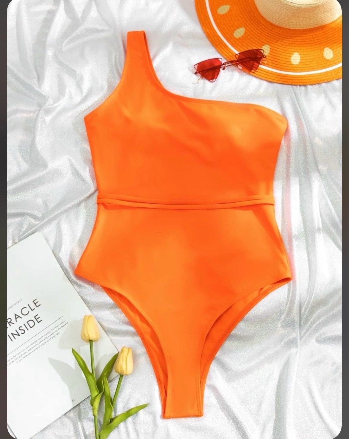 Maillot de bain jamais portee 