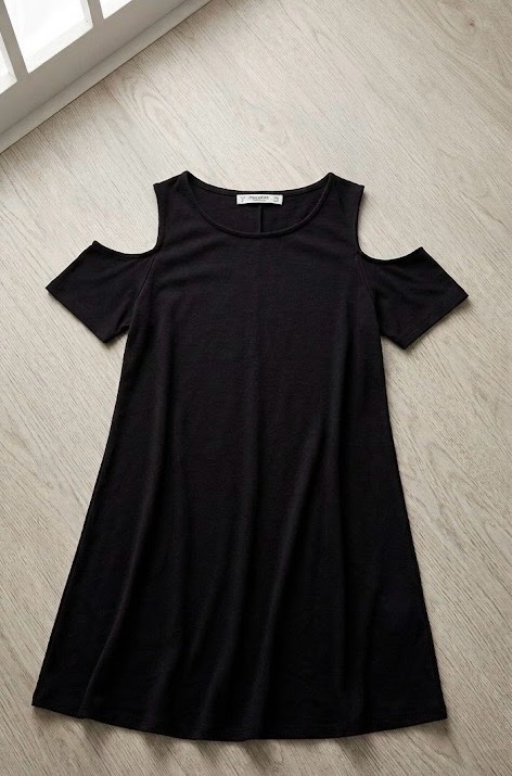 Robe Pull&Bear noire 