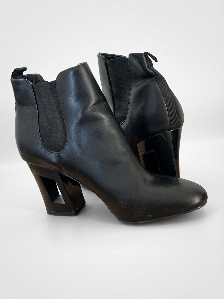 Jolis bottes noir pointure 37