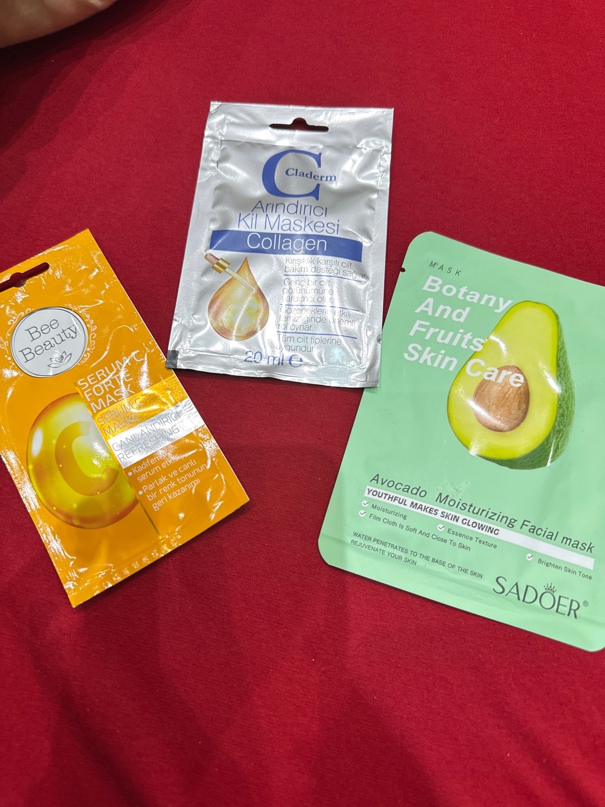 Lot de 2 sheet masks+1 masque a l'argile collagene