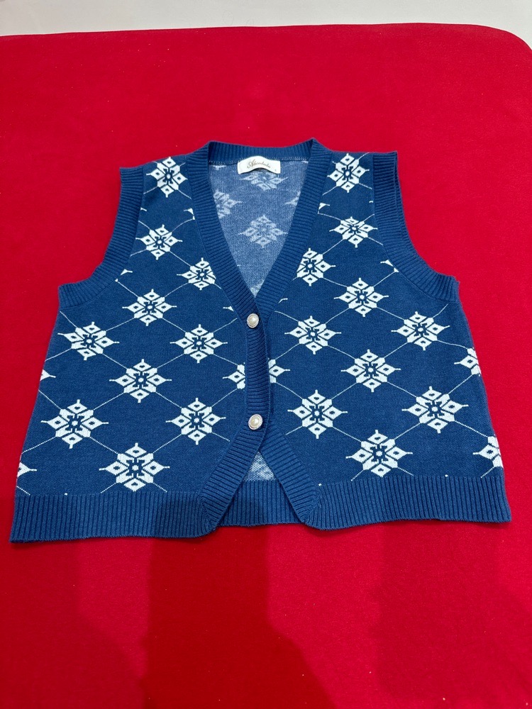 Cardigan sans manches 💙