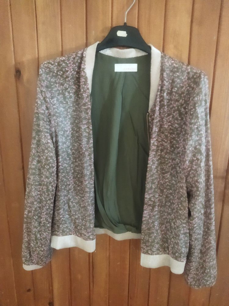 Veste camaïeu neuf 